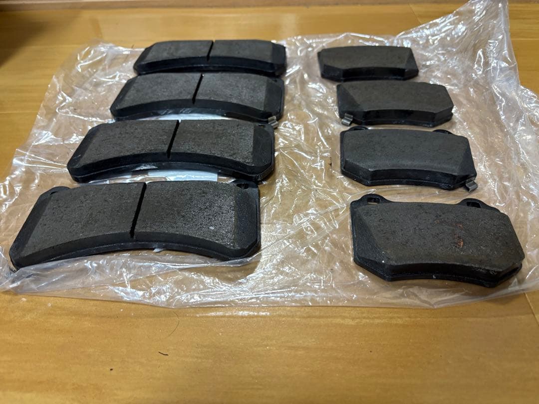 WRX STI新車外しブレーキパッド