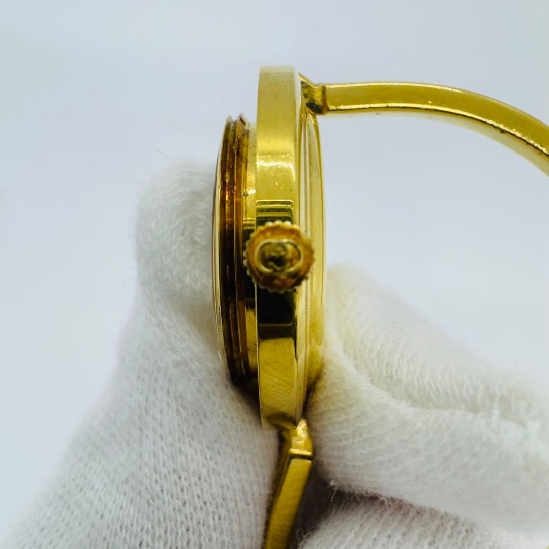 ✨GUCCI✨グッチ✨チェンジベゼル✨ホワイト文字盤✨ゴールド✨腕時計✨