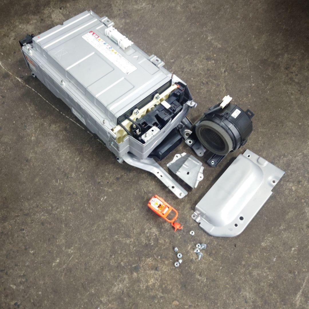 アクア　NHP10 ハイブリッドバッテリー ジャンク　発送注意