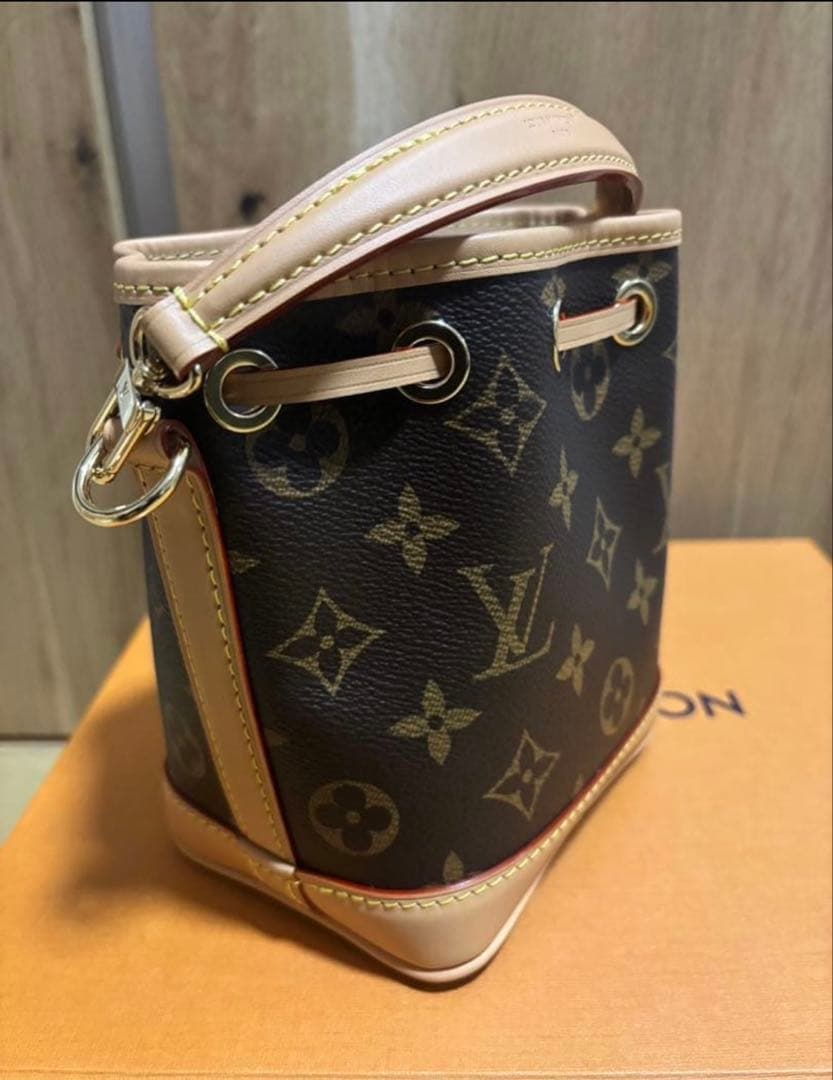 【新品】ルイヴィトン　LOUIS VUITTON ショルダーバック　ナノ・ノエ