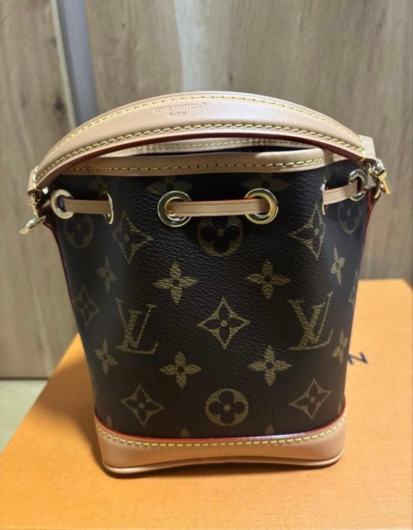 【新品】ルイヴィトン　LOUIS VUITTON ショルダーバック　ナノ・ノエ