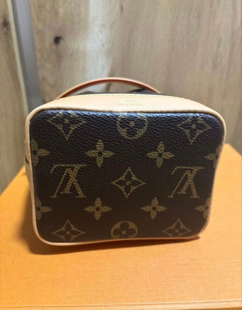 【新品】ルイヴィトン　LOUIS VUITTON ショルダーバック　ナノ・ノエ