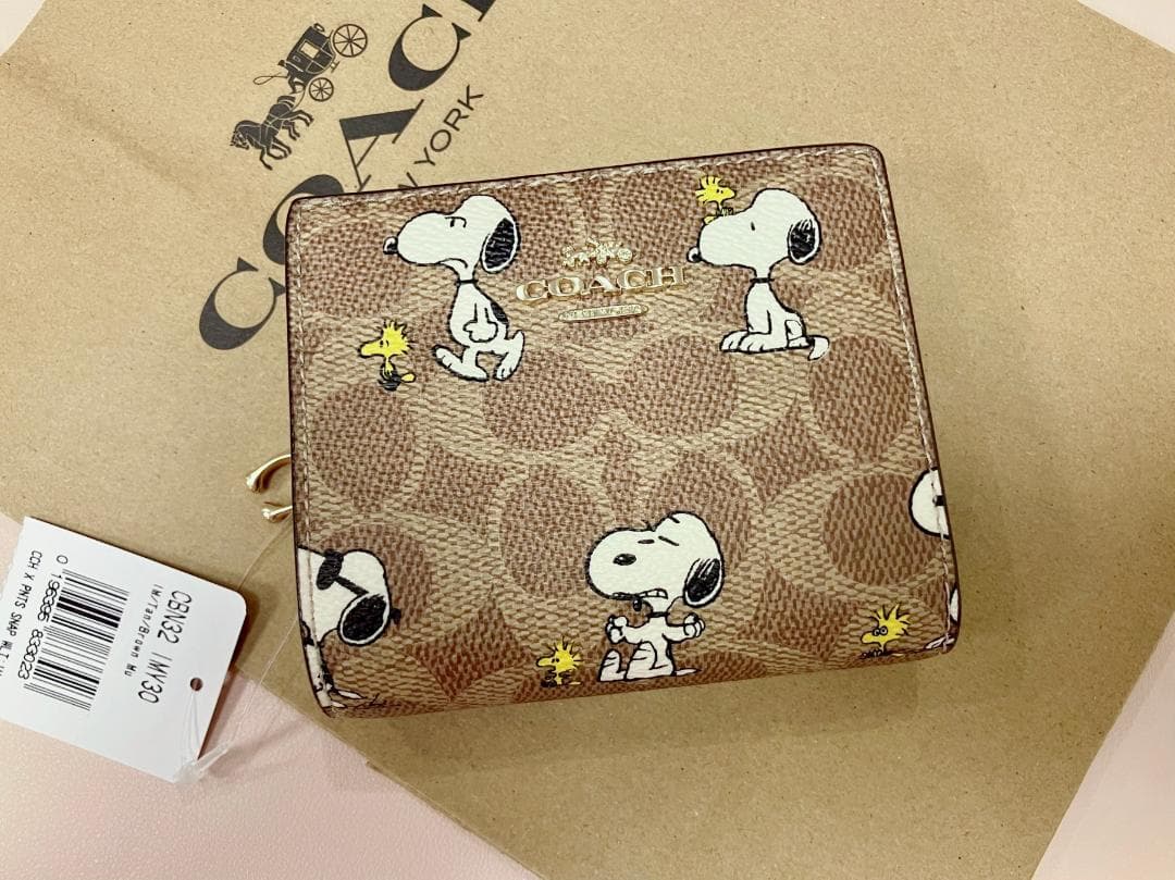 新品 【COACH X PEANUTS】スナップ ウォレット スヌーピー
