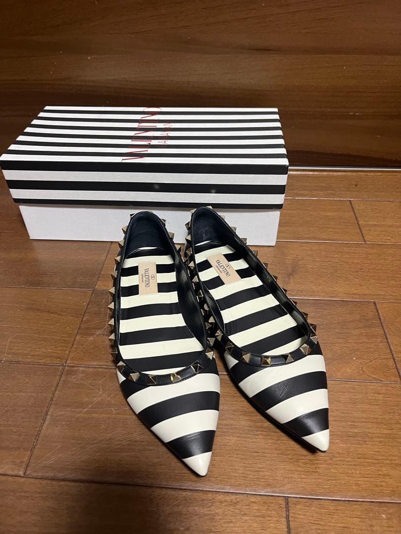 Valentino ボーダーロックスタッズフラットシューズ 38