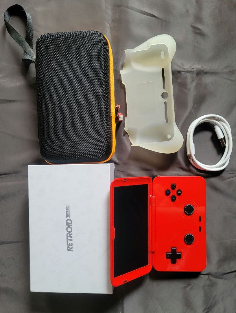 マシェリ　Retroid Pocket Flip 限定版