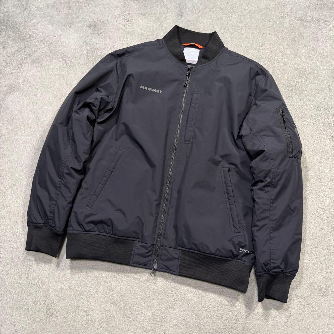 マムート　MA-1 XLサイズ 1013-03020 ボンバージャケット　黒