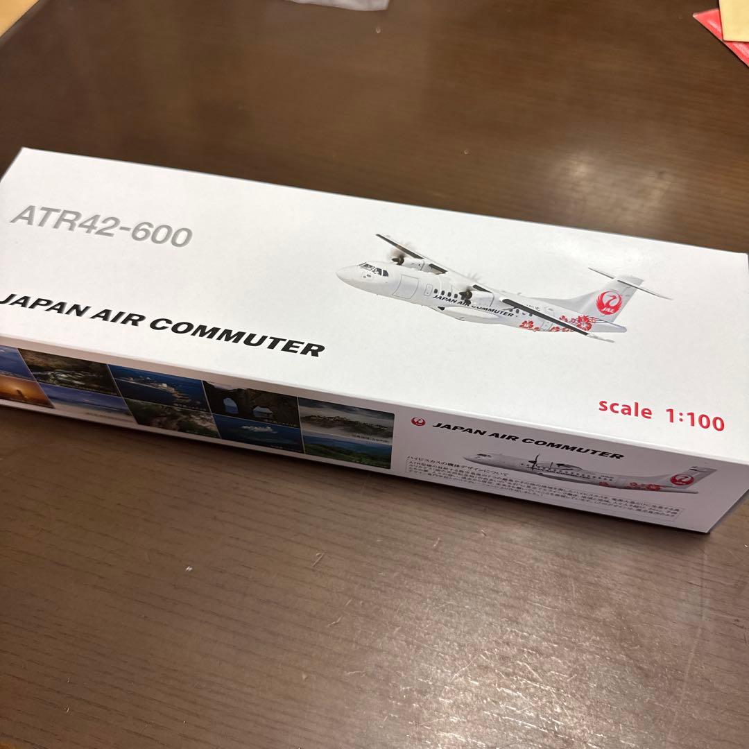 ATR42-600 JAPAN AIR COMMUTER 1:100スケール