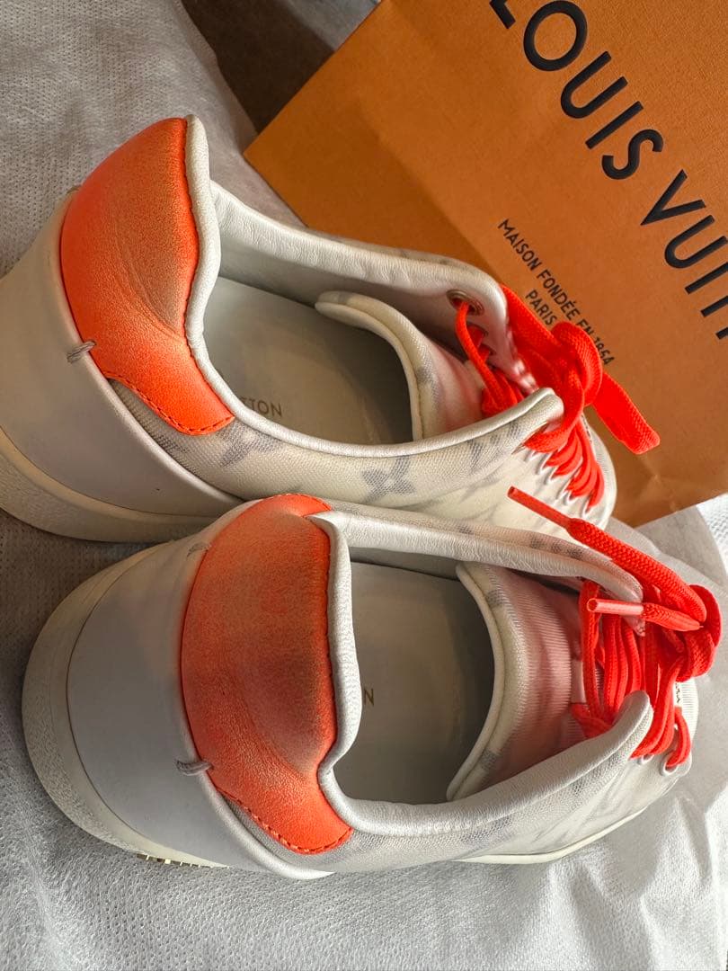 LOUIS VUITTON モノグラムスニーカー