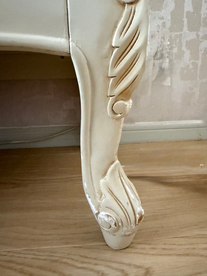 中古★フレンチスタイル　猫足チェスト　4段16杯