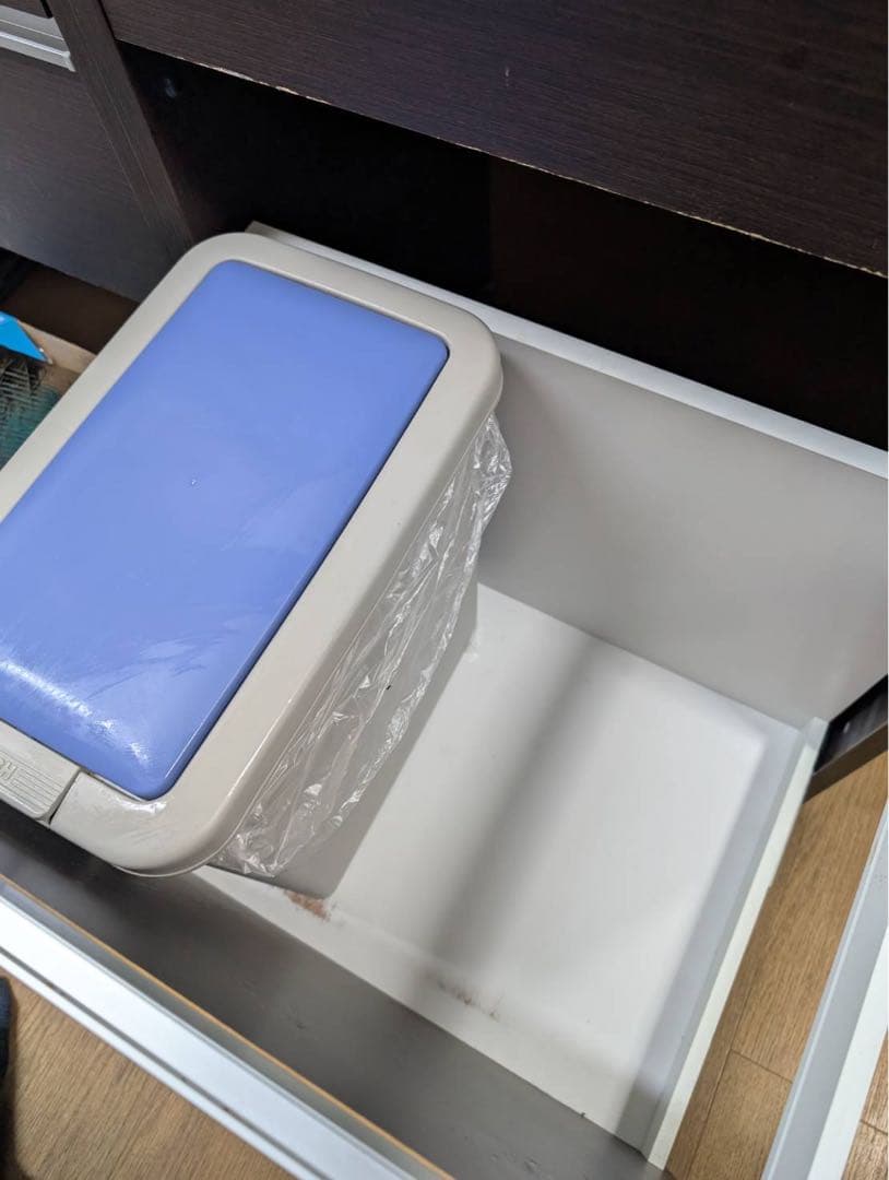 ニトリ　ダークブラウン 食器棚 4段引き出し ホワイト天板