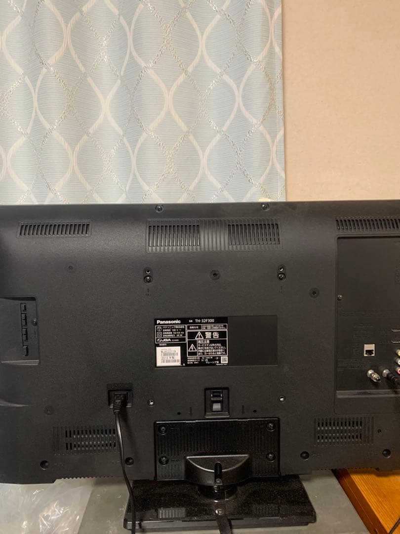 Panasonic TH-32F300 32インチ液晶テレビ　2018年製