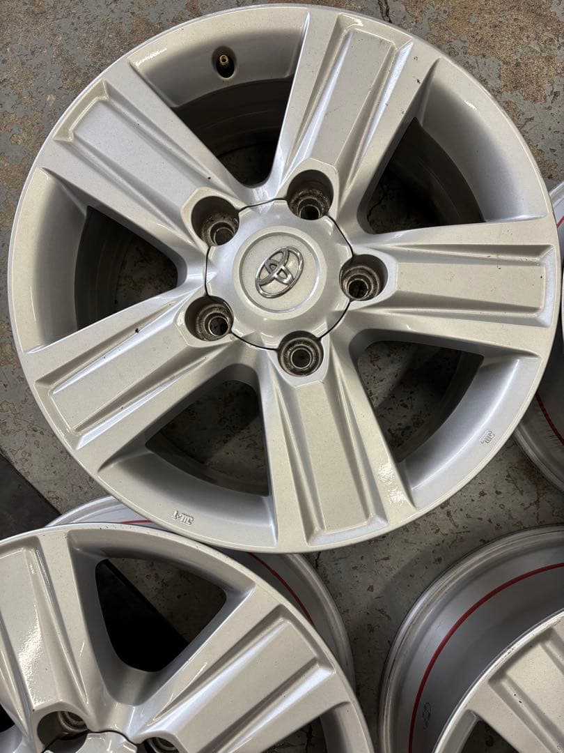 トヨタ　ランクル200 純正ホイール　４本