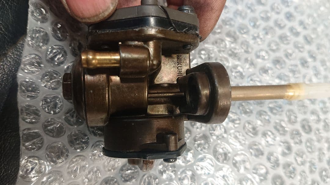 スズキ 新古 GT380 GT550 ガソリンコック 中期後期タンク用