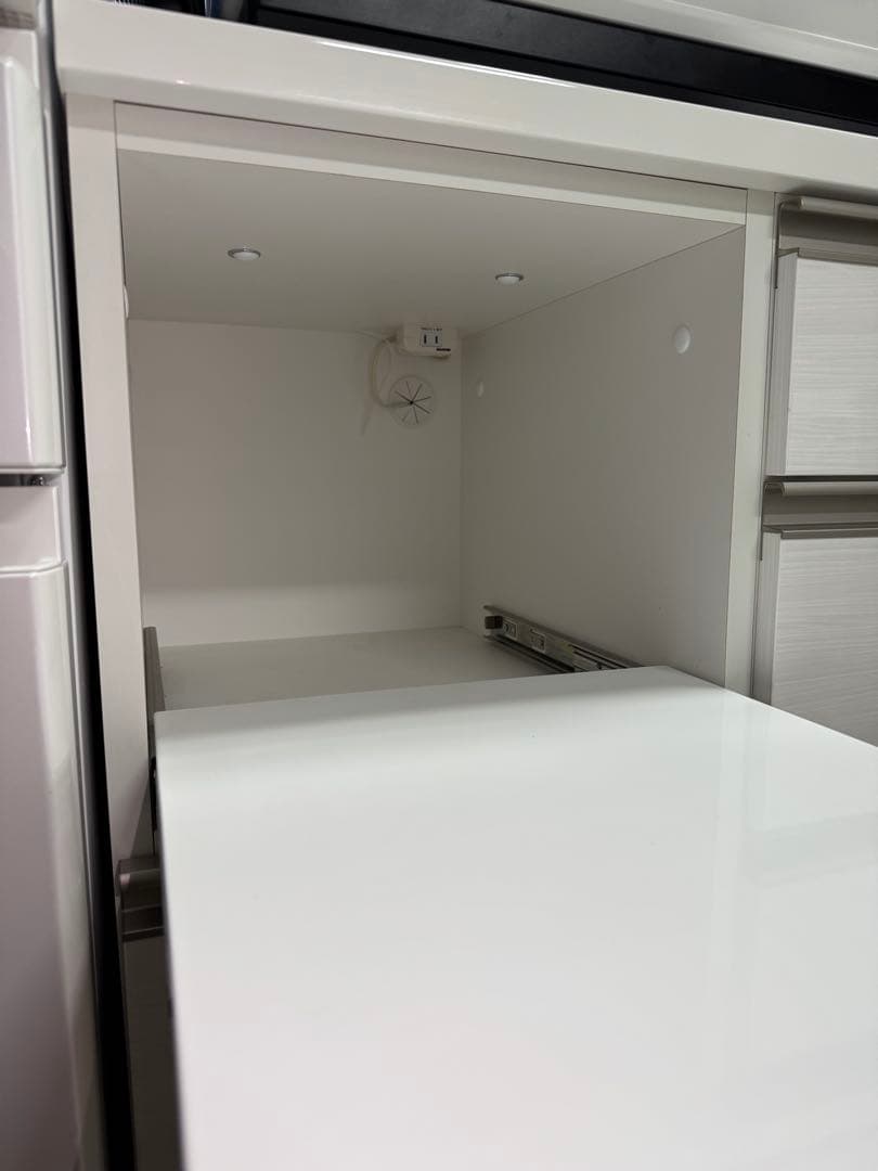 ニトリ リガーレ 140cm幅　キッチンカウンター　食器棚