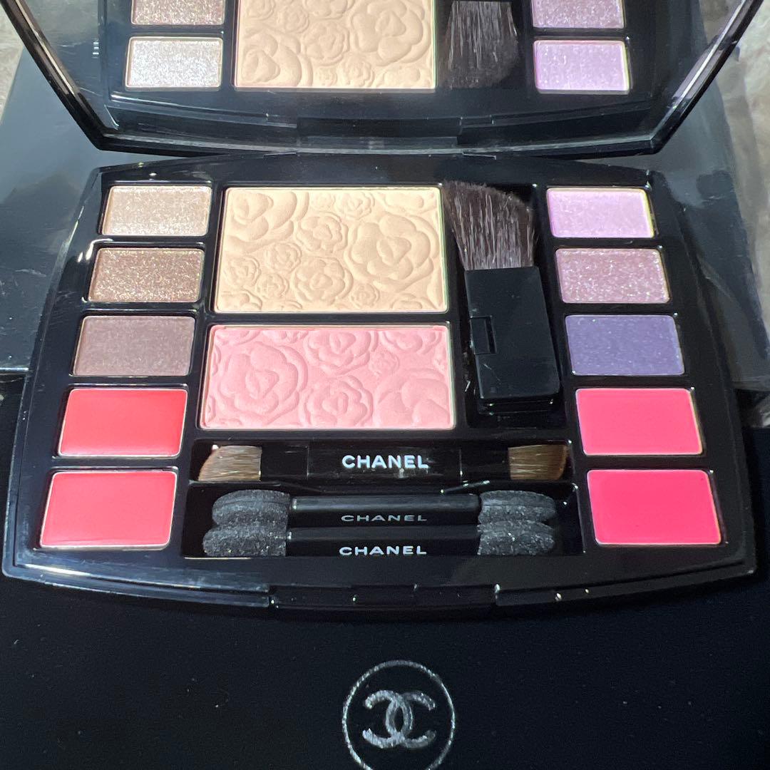 新品　シャネル（CHANEL） トラベル メイクアップ パレット