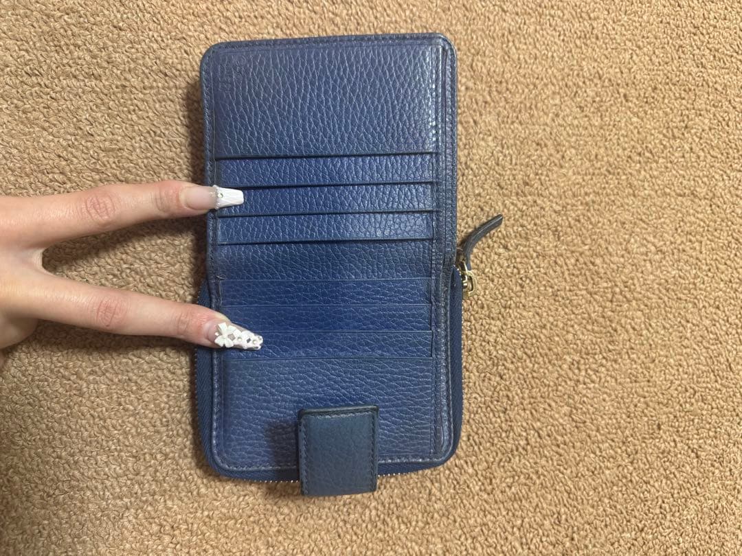 【Yukkusu 】GUCCI二つ折り財布 GGキャンバス