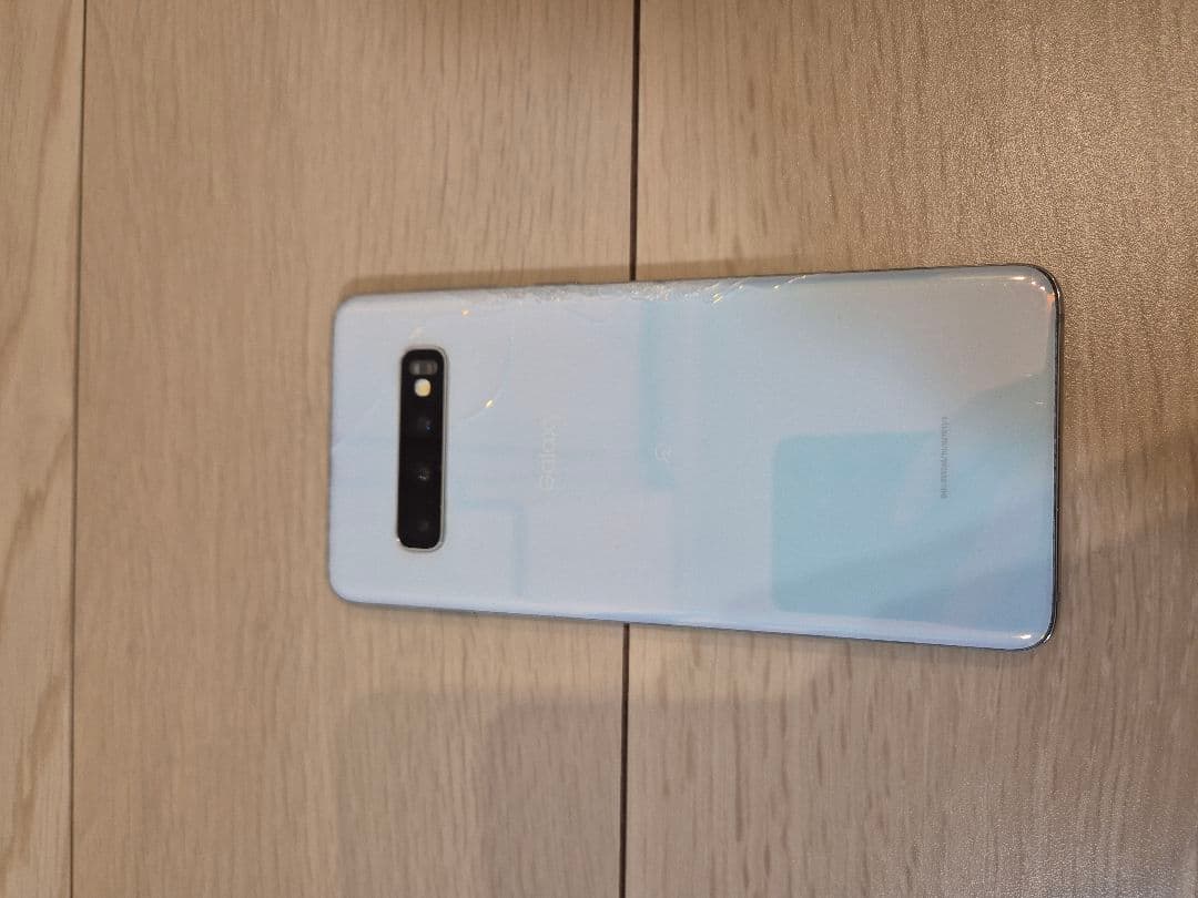 galaxys10 本体(箱、備品付き)