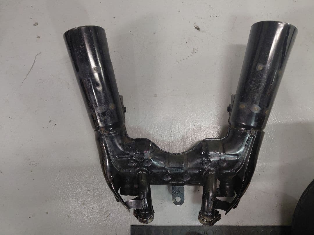 v-max1200モデファイトマフラー　ジャンク