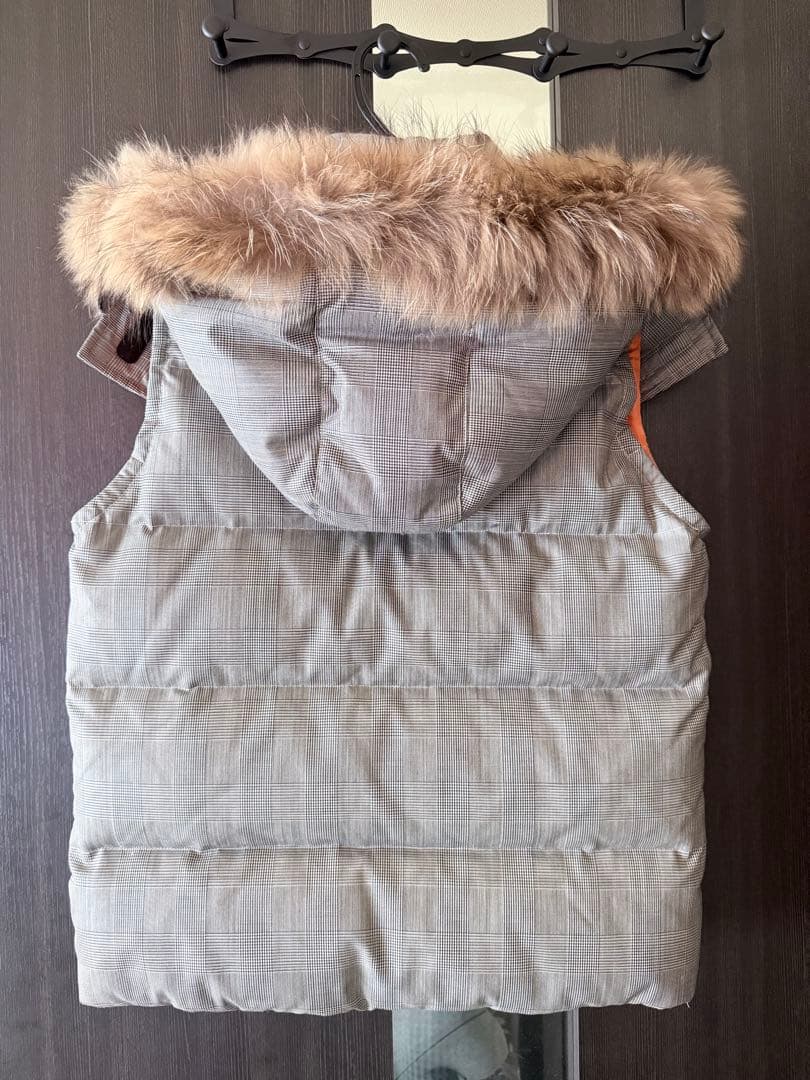 FRED PERRY ファー付きダウンベスト