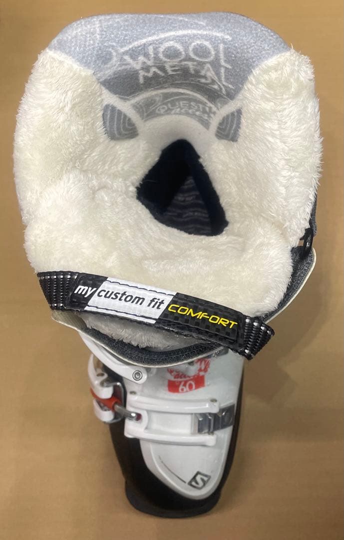 SALOMON QUEST ACCESS 60 スキーブーツ