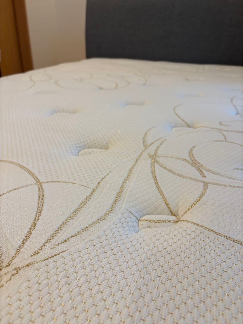 シモンズ セミダブル ゴールデンバリュー（ビューティーレスト）