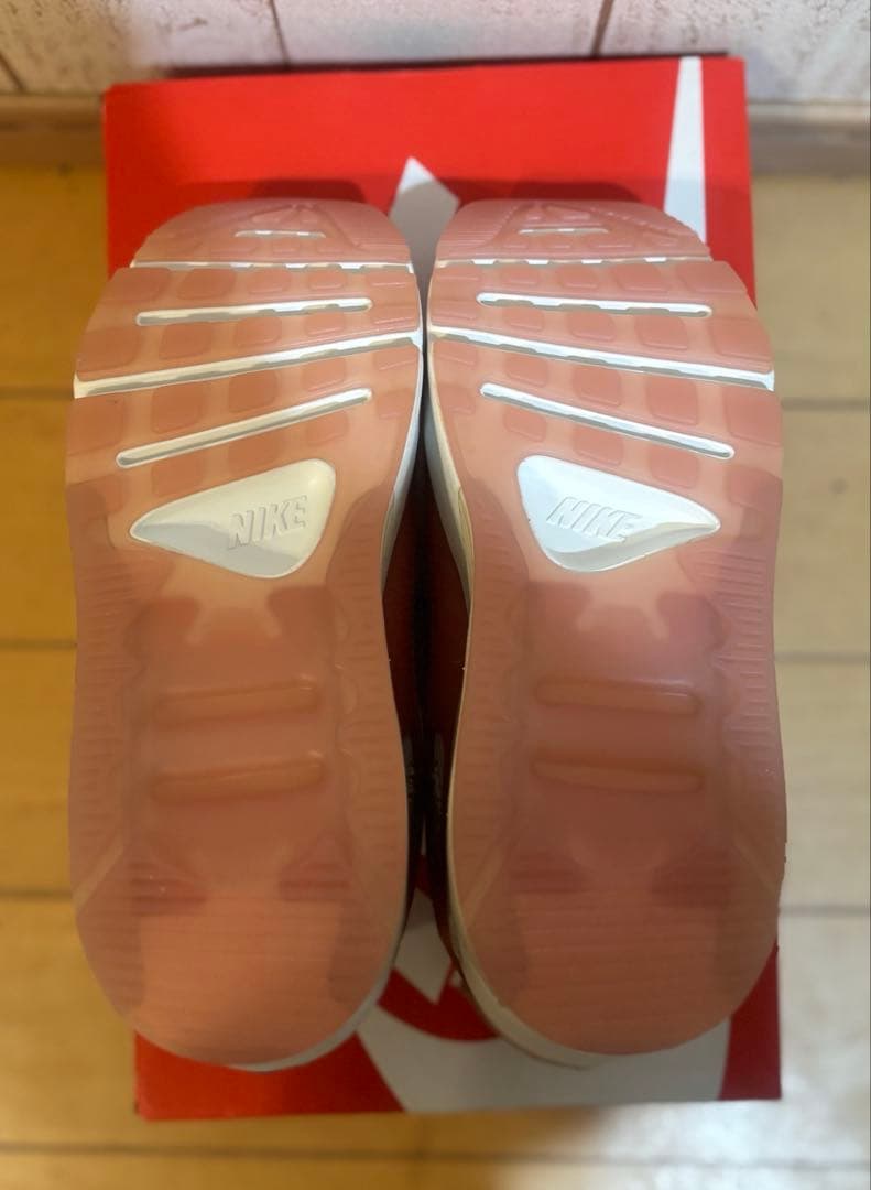 ナイキエアマックスNike Air Max 90 LV8 / ホワイトピンク23