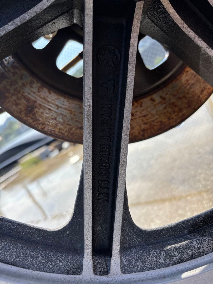 sr400 キャストホイールの出品 その他欲しい部分あればお渡しします。