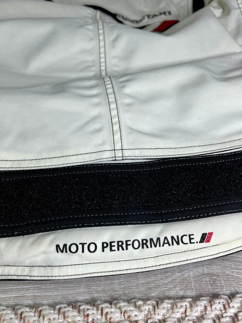 クシタニ　ウインターパドックジャケット（K-2634）