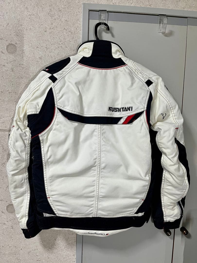 クシタニ　ウインターパドックジャケット（K-2634）