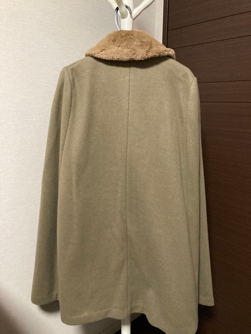 最終お値下げ【美品】スーパービューティ ポンチョコート　サイズ44