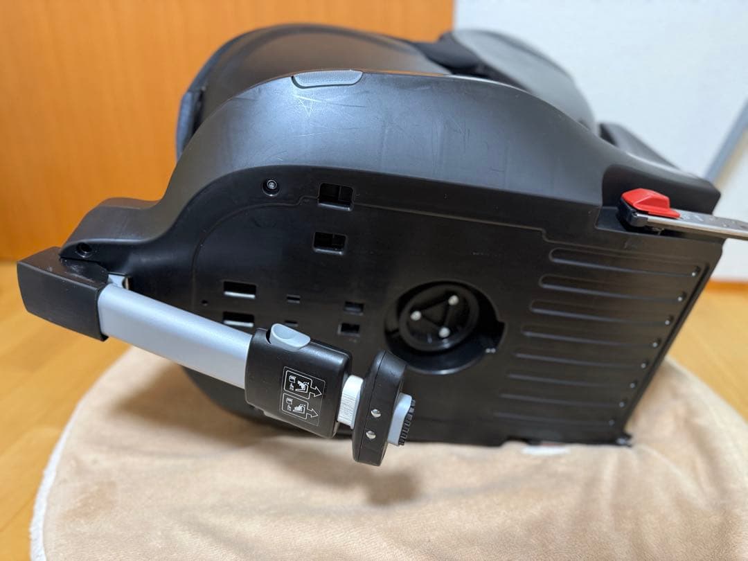 ブリタックスレーマー DUALFIX i-SIZE (BLUE MARBLE)