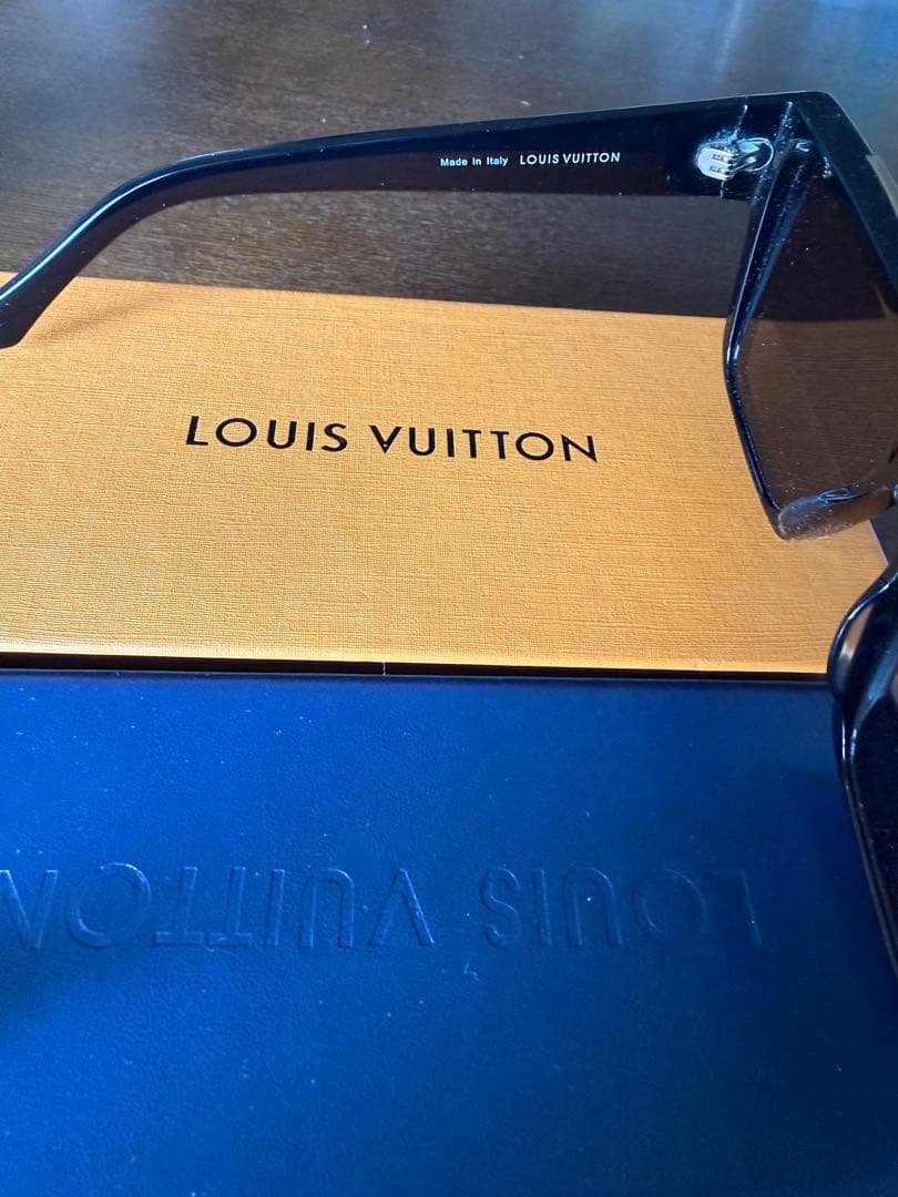 ルイヴィトン　サングラス　エビデンス　早い者勝ち