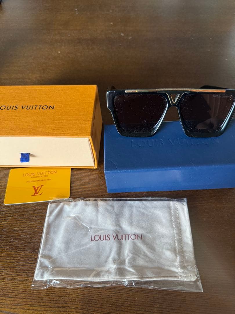 ルイヴィトン　サングラス　エビデンス　早い者勝ち