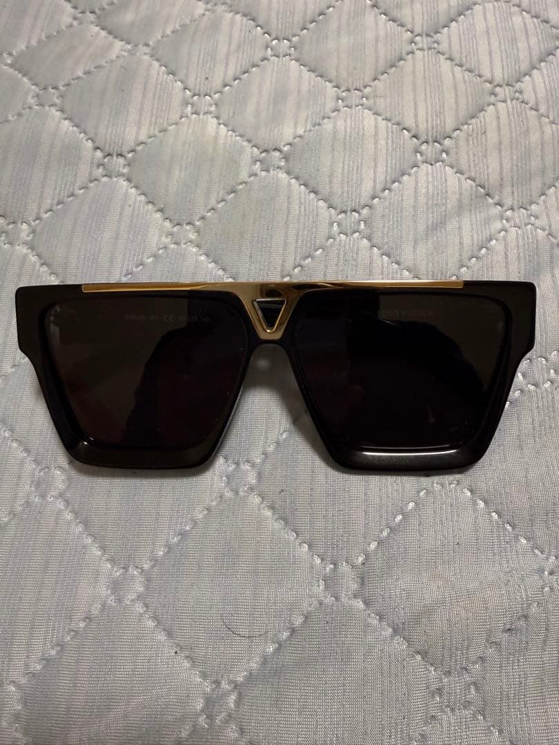 ルイヴィトン　サングラス　エビデンス　早い者勝ち