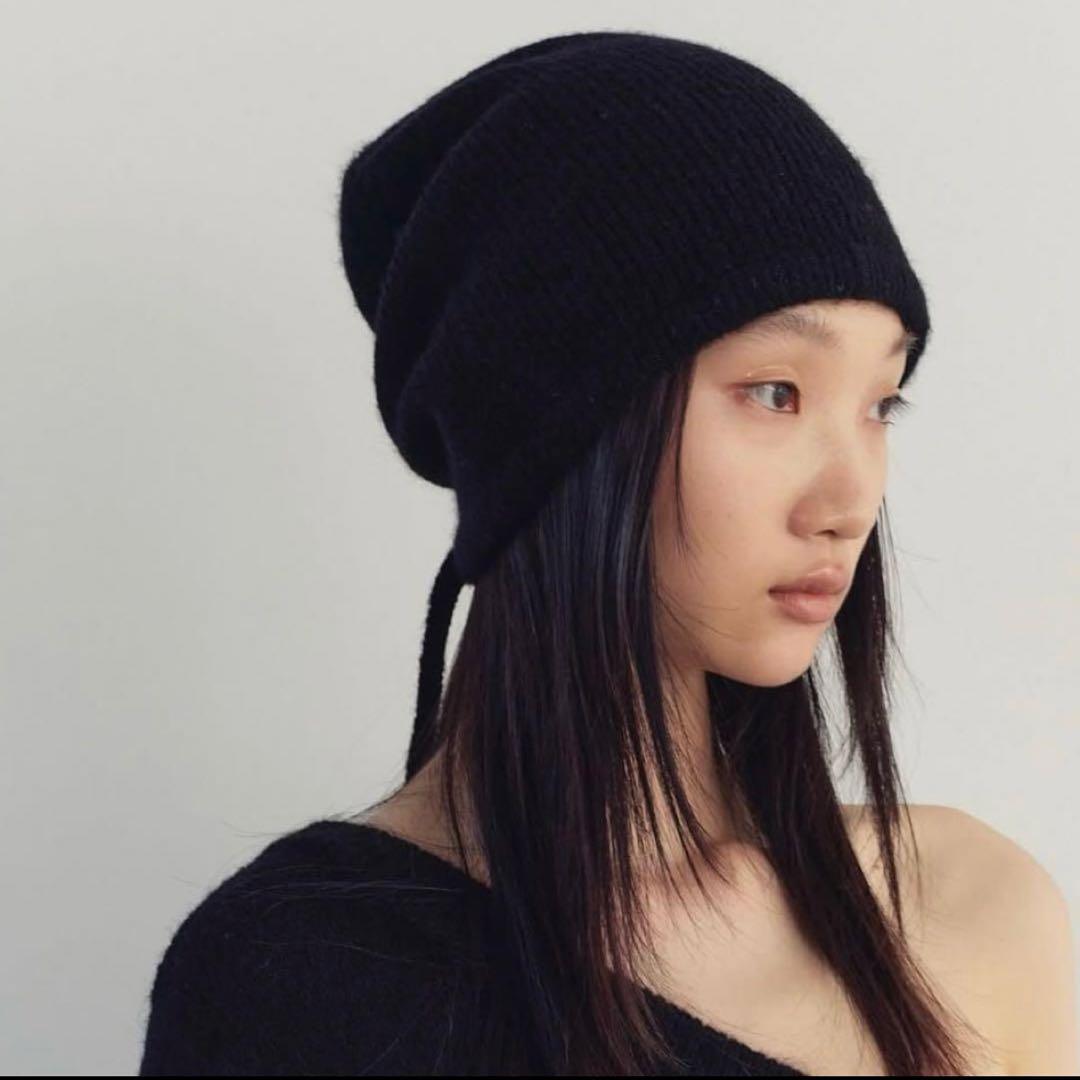 Rosarymoon Bucktail Knit Beanie ブラック