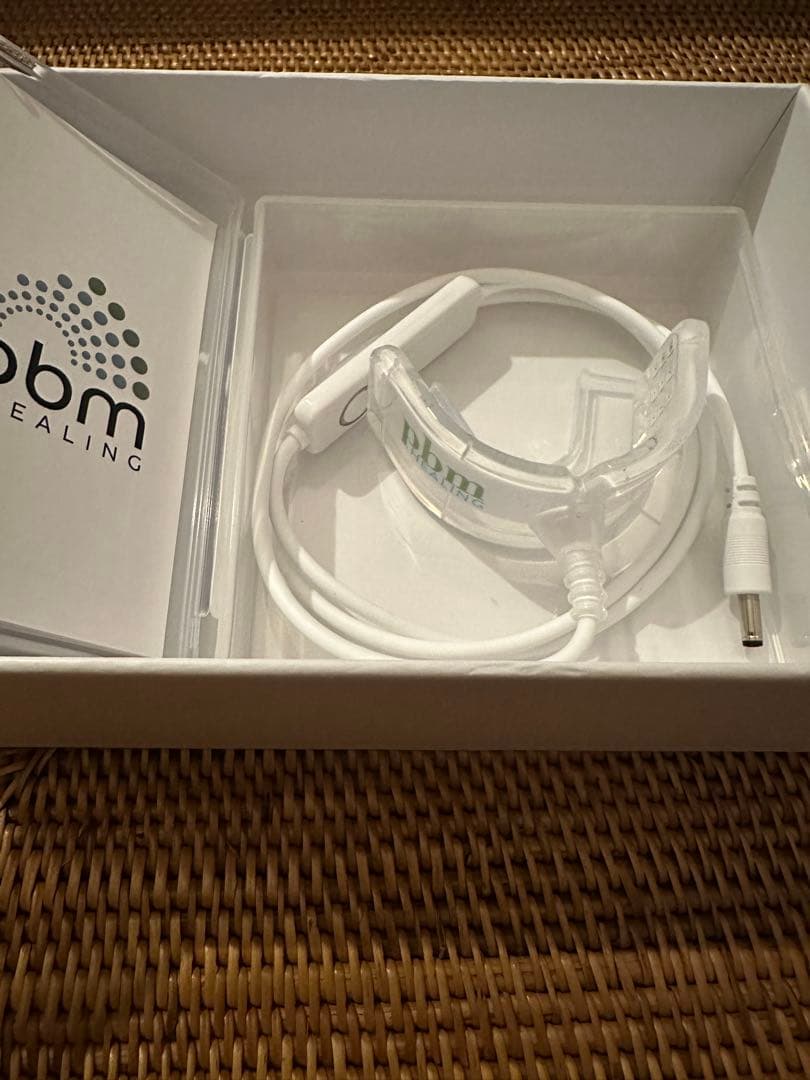 未使用に近い　pbmヒーリング　インビザライン　マウスピース矯正光加速装置