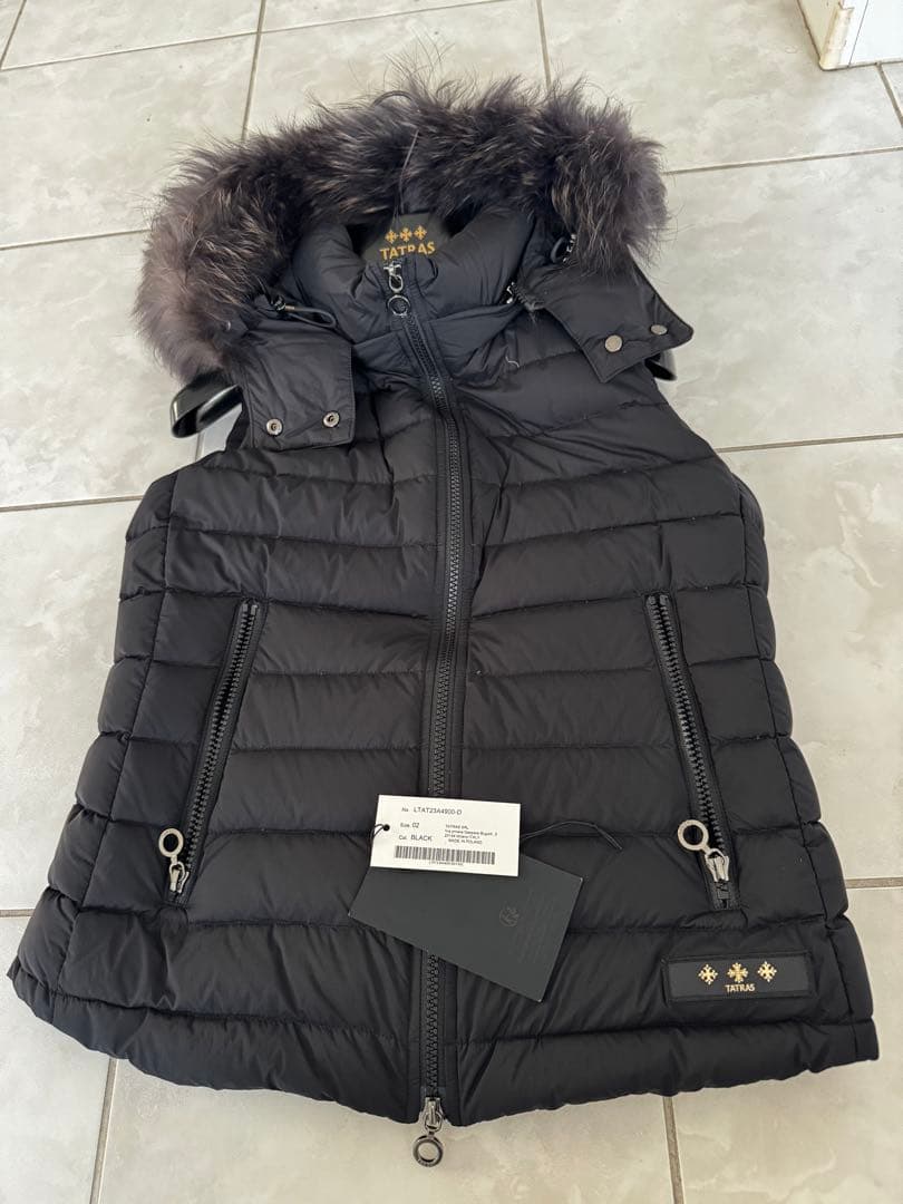 haha♡ タトラス ダウン ベスト 美品