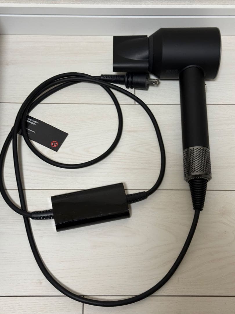 m*u様 ダイソン　ドライヤー　HD08 ブラック