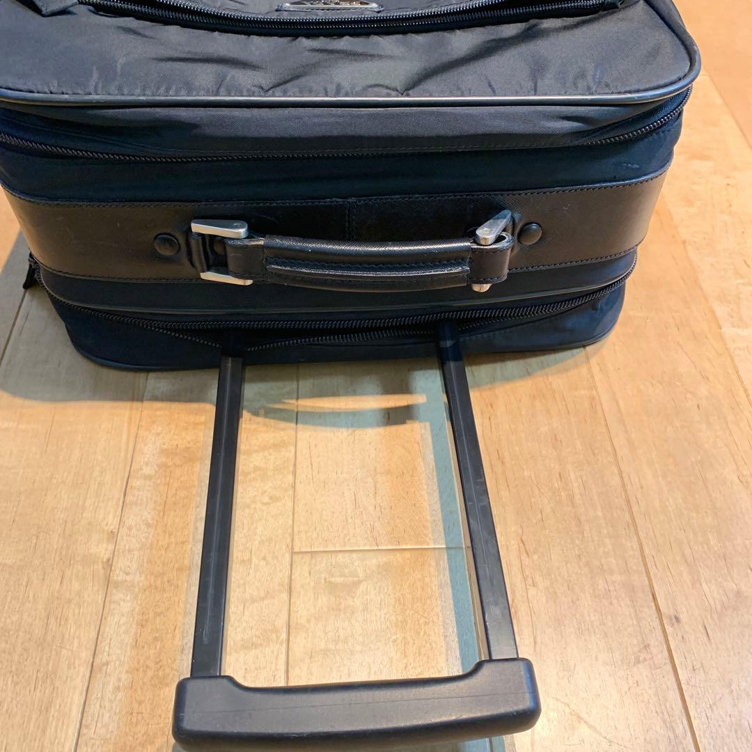 junko 　　PRADA 黒 ナイロン キャリーケース