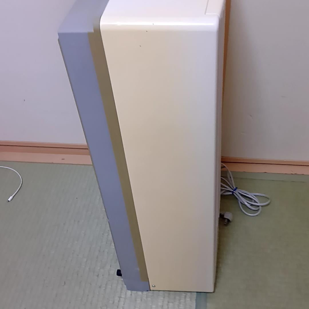 ハイアール　ウインドエアコン　窓用エアコン　JA-16R　窓枠・リモコン付属