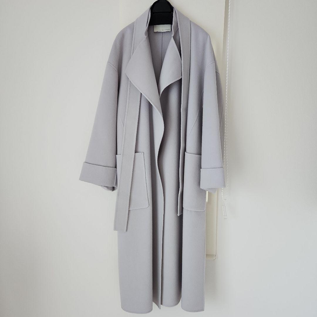 【uncrave WHITE 】 アンクレイヴ　リバー ロングコート