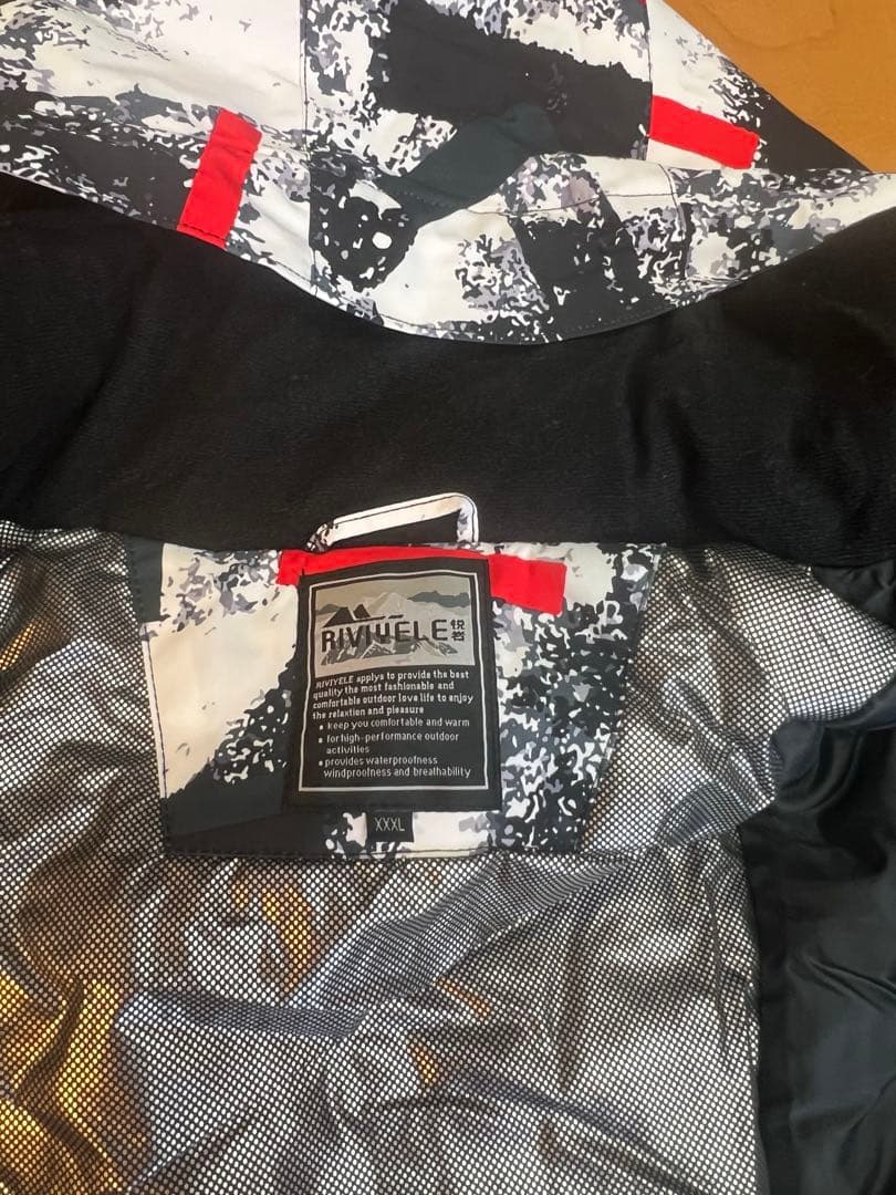 タグ付き！スキーウェアセット（ジャケット＆パンツ）XXXLサイズ