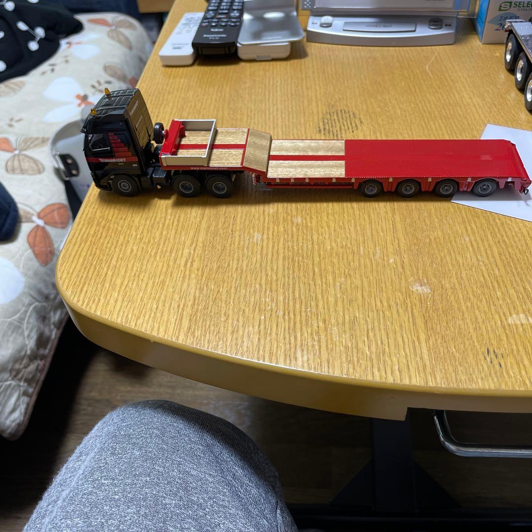 MAMMOET Volvo FH12 低床トレーラー 1:50 ４軸