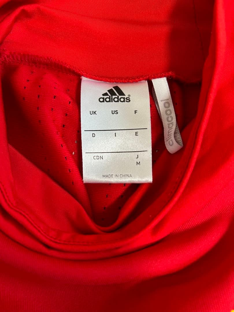 【中古】スペイン代表トレーニングウェア　セットアップMサイズ