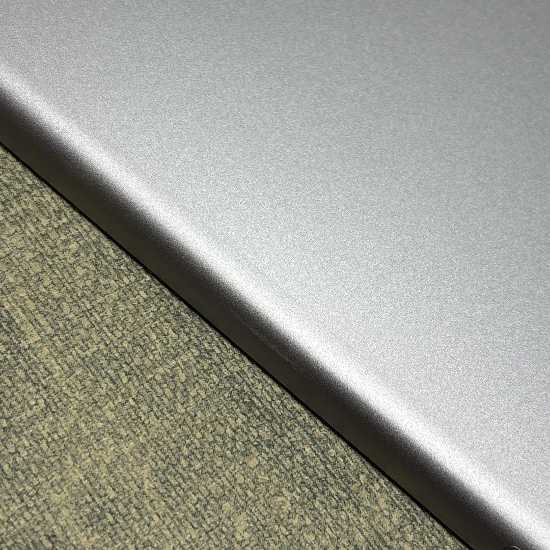 Apple ipad 第6世代 Wi-Fi + Cellularモデル 32GB