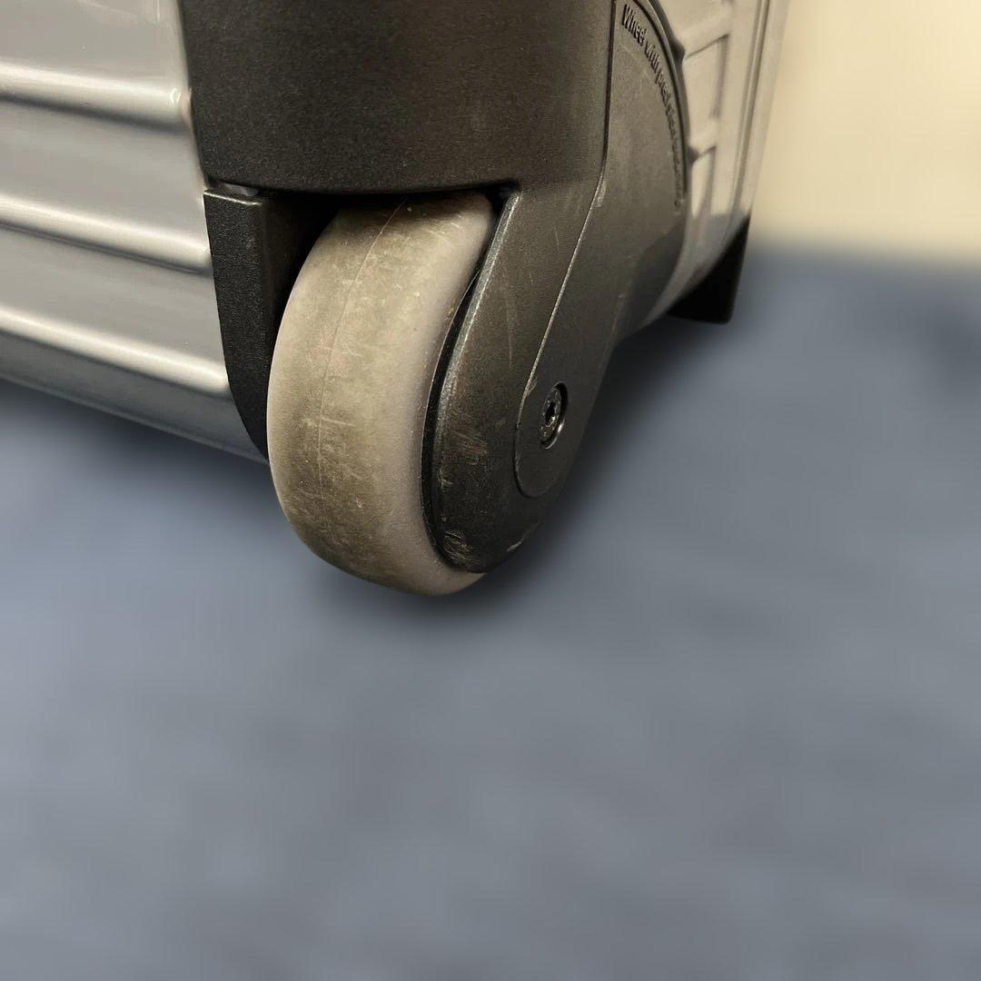 正規品★リモワRIMOWA★サンバ 機内持込可ビジネストローリー 2輪★