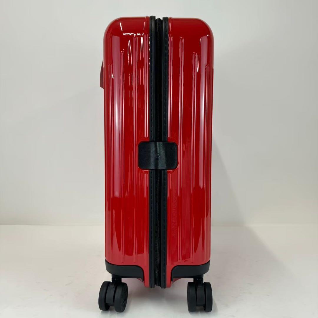 新品 RIMOWA リモワ エッセンシャル ライト キャビンS 31L レッド