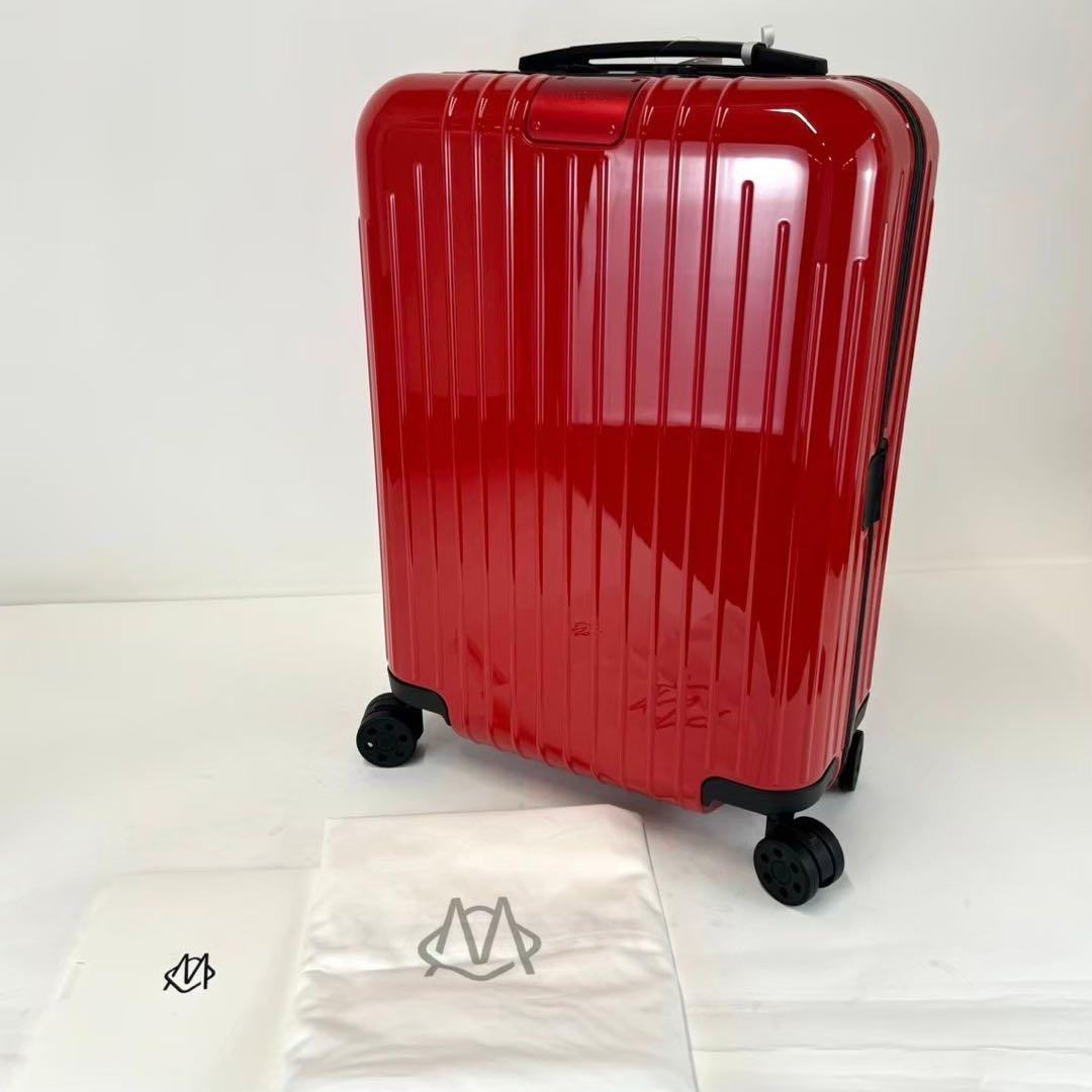 新品 RIMOWA リモワ エッセンシャル ライト キャビンS 31L レッド