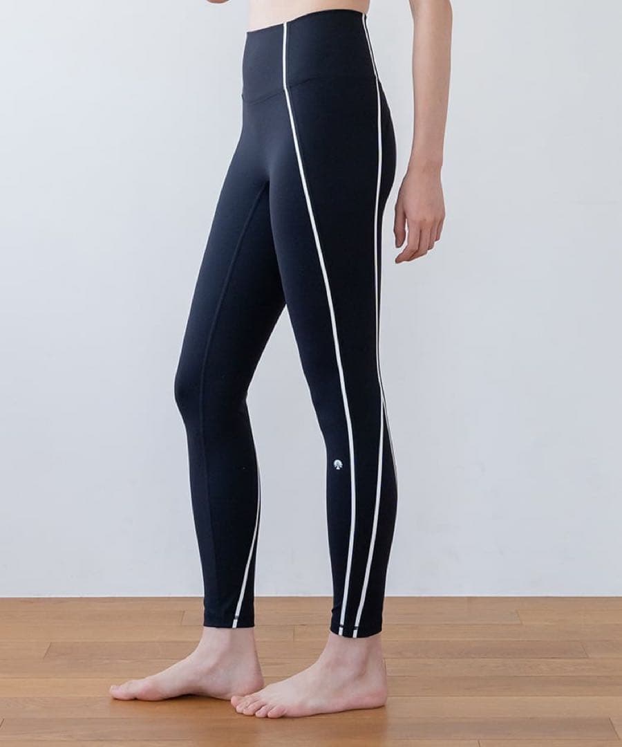 SUKALA カラーラインレギンス ブラック Sサイズ