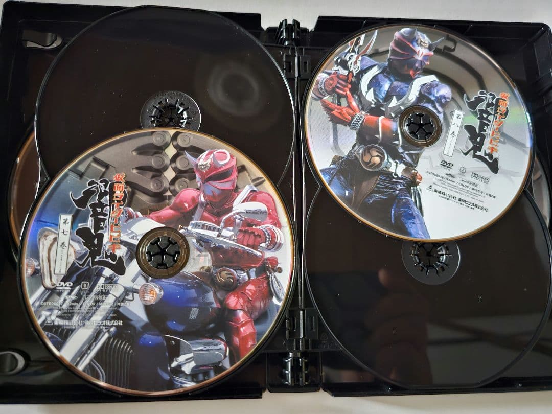 ほぼ新品 国内正規セル版DVD仮面ライダー響鬼 全巻セット